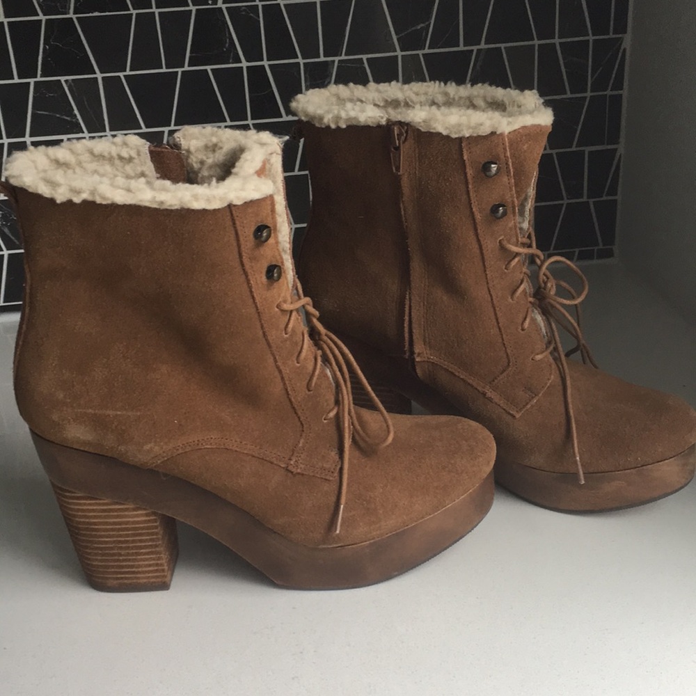 LEATHER boot 👢
